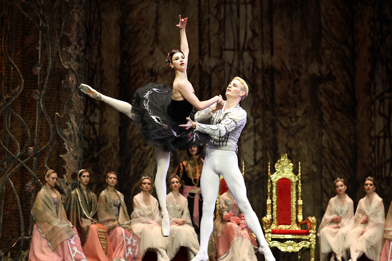 重溫百年不朽經典名??！俄羅斯皇家芭蕾舞團《天鵝湖》在更俗劇院上演